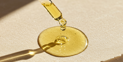 Olio di vaselina: proprietà, rischi e benefici