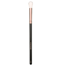 LAYLA COSMETICS Srl   LAYLA COSMETICS Srl Layla E111 Crease Brush  __+1COUPON__