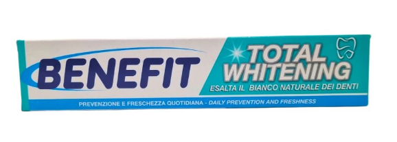 Dentifricio BENEFIT total whitening 75 ml